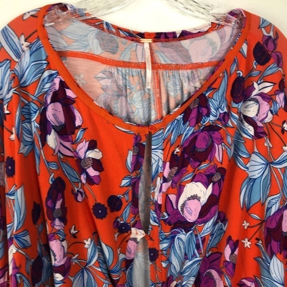 Free People Keepin On Blouse Women Size M Orange Stretch Knit Cross Over - Picture 11 of 16